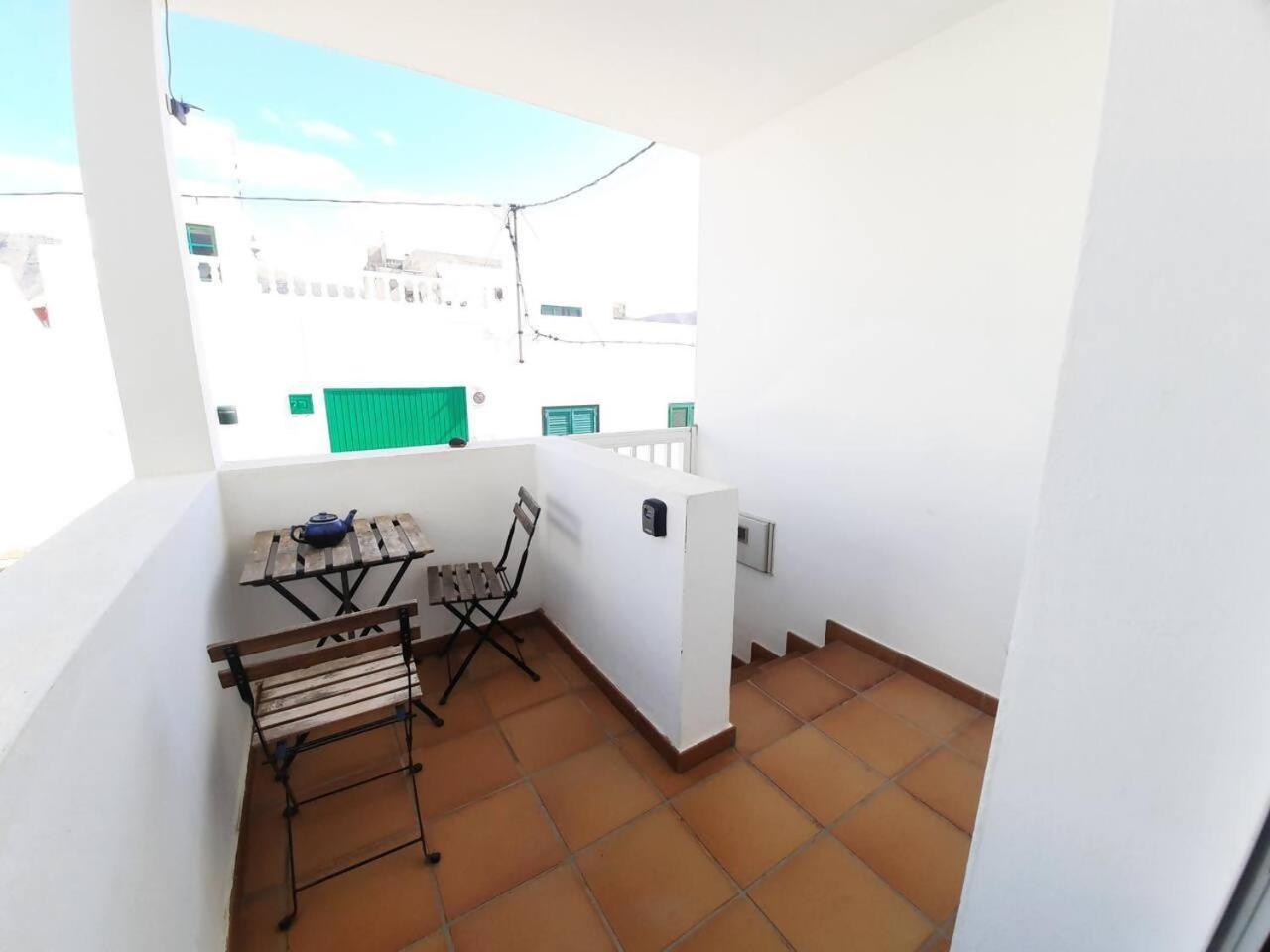 Surf Wifi Apartment Famara